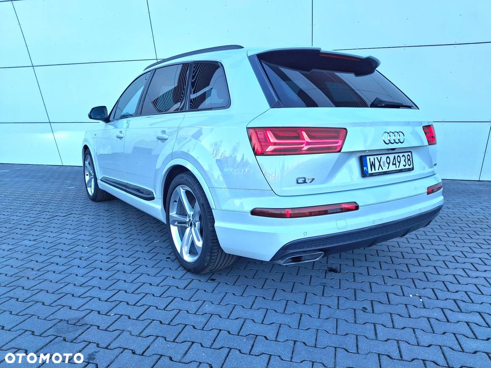 Audi Q7 3.0 TDI ultra Quattro Tiptronic - 18