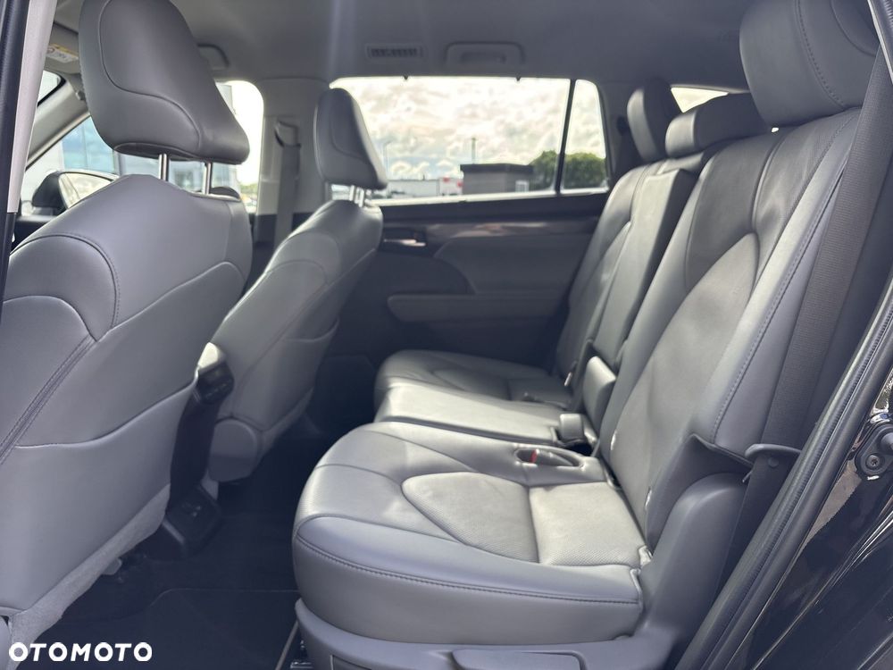 Toyota Highlander - 11