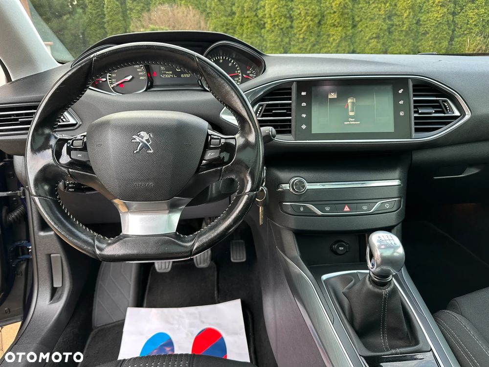Peugeot 308 BlueHDi 120 Stop & Start Allure - 28