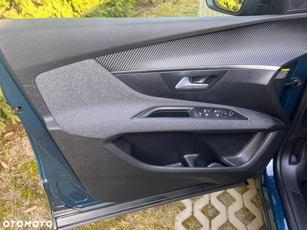 Peugeot 5008 1.2 PureTech Active S&S EAT8 - 11