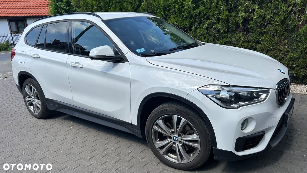 BMW X1 xDrive20d Advantage - 1