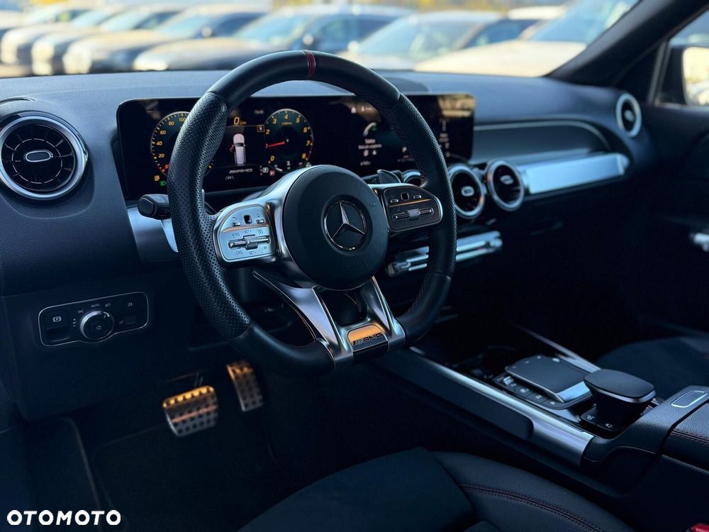 Mercedes-Benz GLB AMG 35 mHEV 4-Matic 8G-DCT - 11