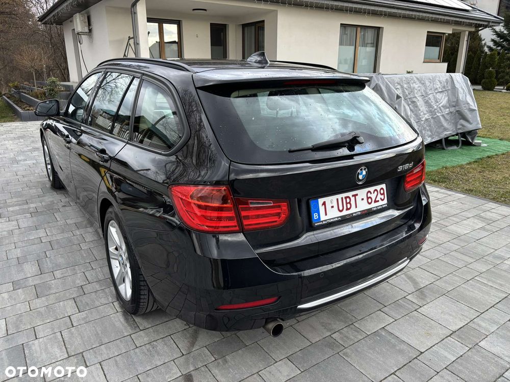 BMW Seria 3 318d DPF Edition Exclusive - 16