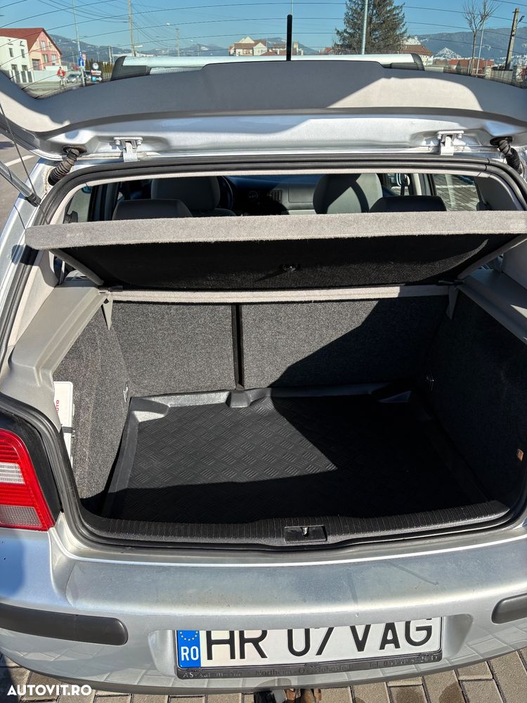 Volkswagen Golf CL - 9