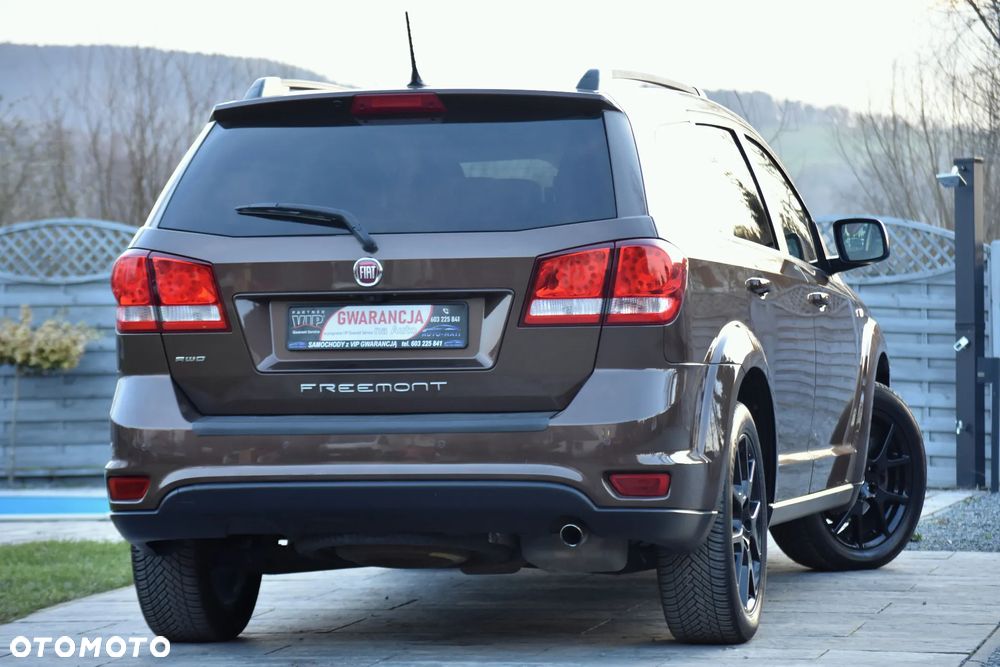 Fiat Freemont 2.0 Multijet 16V DPF Automatik Allrad Black Code - 17