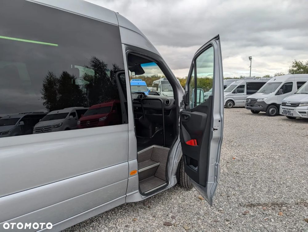 Mercedes-Benz Sprinter 519 - 15
