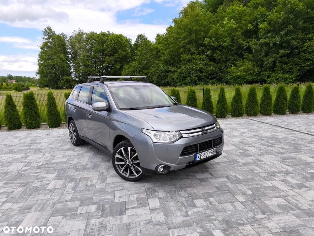 Mitsubishi Outlander 2.0 Intense 2WD - 36