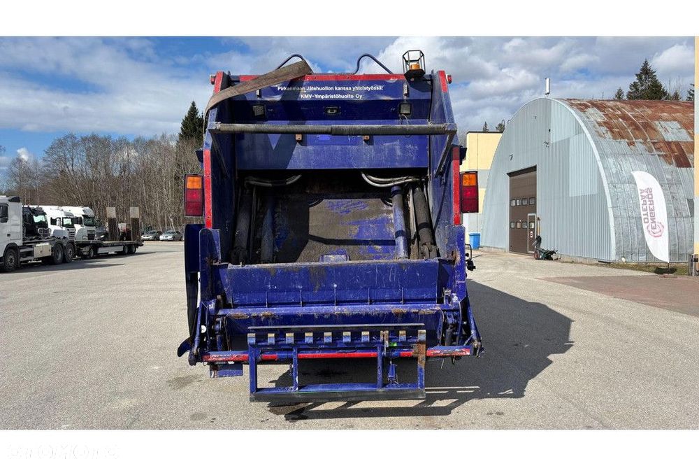 Scania P320 6x2*4 GEESINKNORBA RL300 22H25 - 8