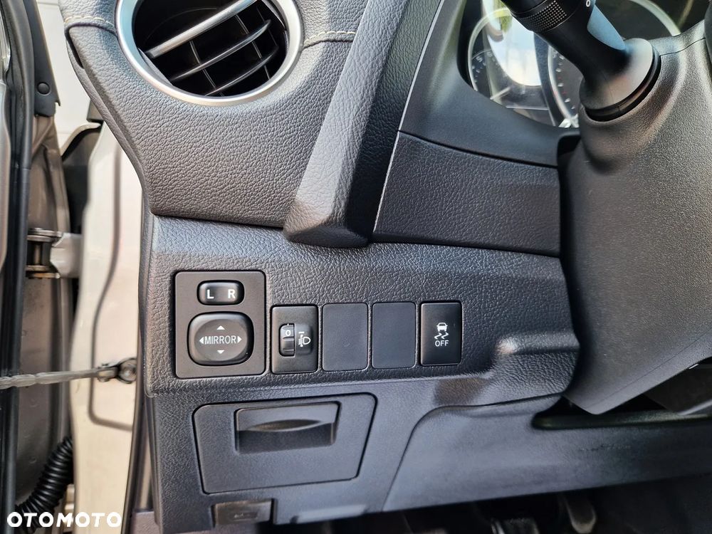 Toyota Auris 1.6 Valvematic Edition - 32