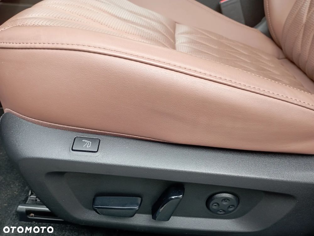 Mitsubishi Outlander Instyle Plus - 11