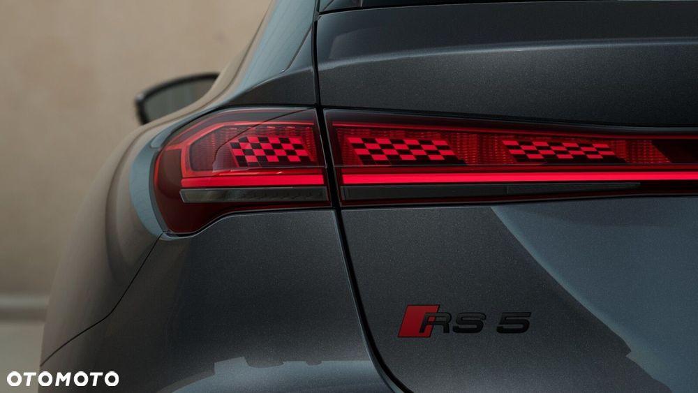 Audi RS5 Avant - 8
