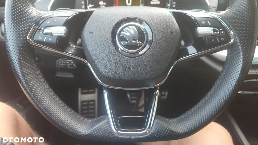 Skoda Octavia 2.0 TDI Selection DSG - 14