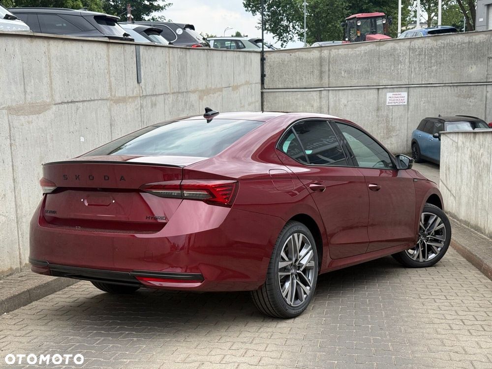 Skoda Octavia 1.5 TSI mHEV Sportline DSG - 6