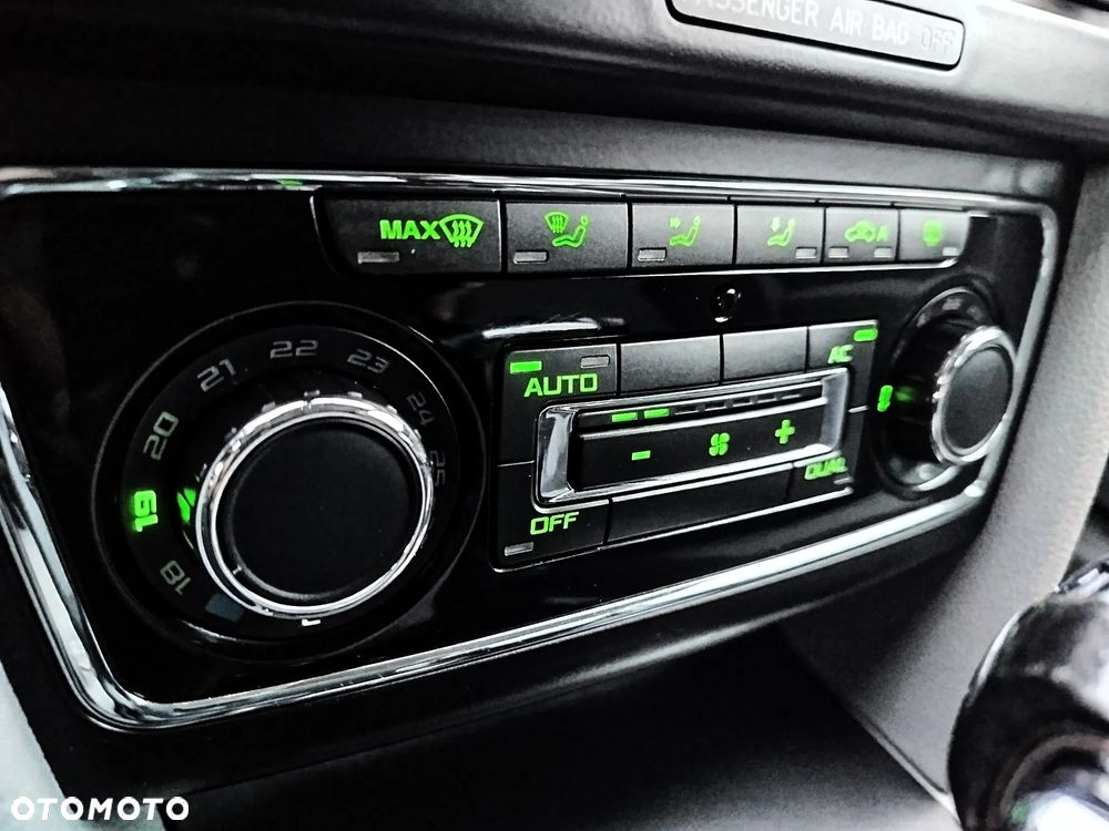 Skoda Superb 2.0 TDI DSG Exclusive - 15