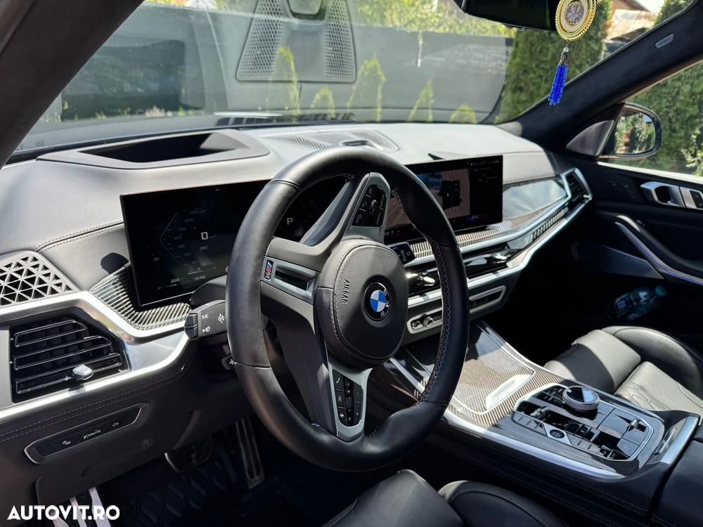 BMW X7 M60i xDrive AT MHEV - 3