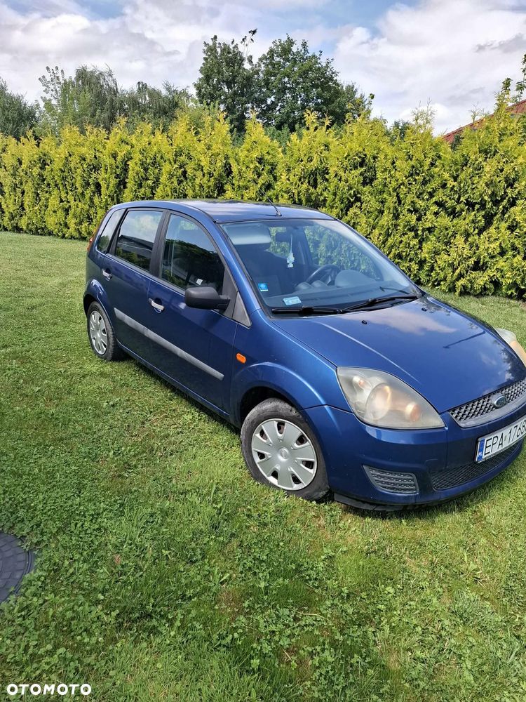 Ford Fiesta - 12