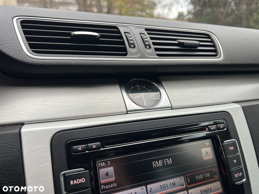 Volkswagen Passat 1.4 TSI BMT Highline DSG - 14