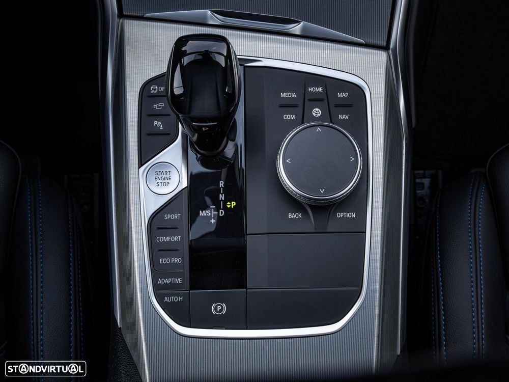 BMW 320 - 24