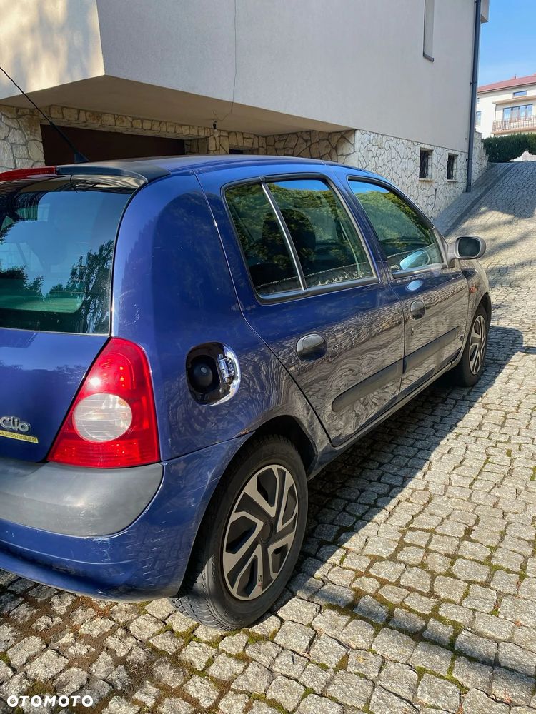 Renault Clio 1.2 16V Authentique - 35