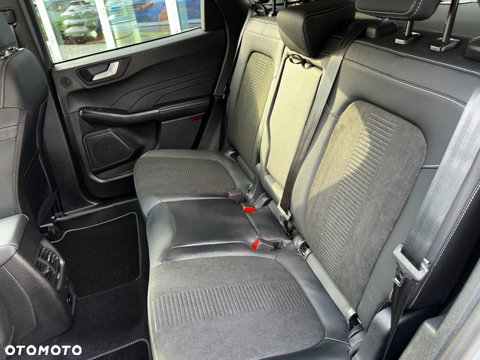Ford Kuga - 23