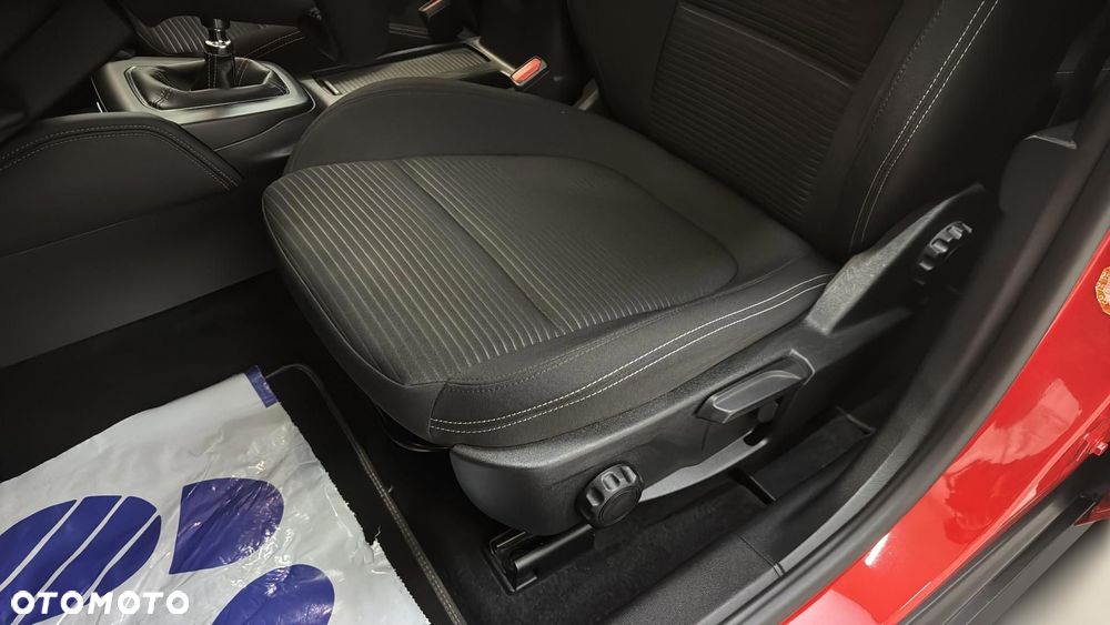 Ford Focus 1.0 EcoBoost mHEV Titanium X - 13