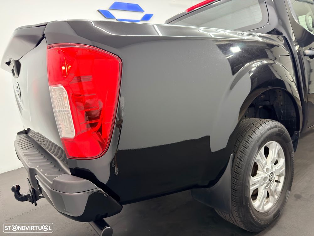 Nissan Navara 2.3 dCi CD 4WD Tekna - 9
