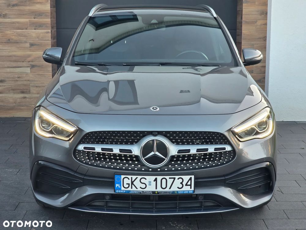 Mercedes-Benz GLA 200 d AMG Line - 20