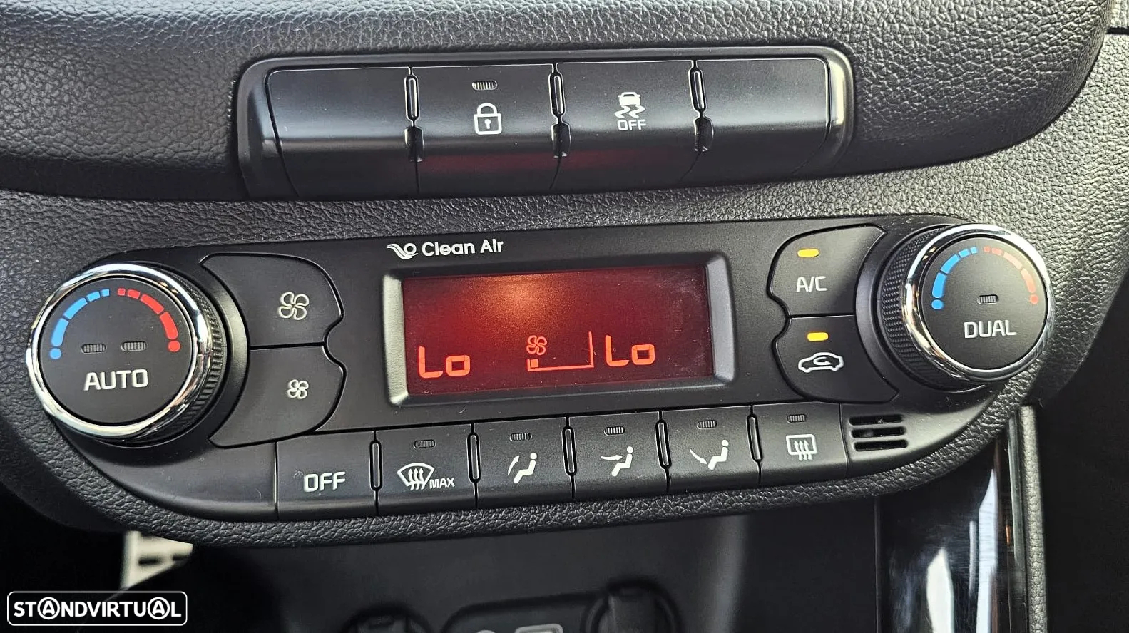 Kia Ceed SW 1.6 CRDi GT Line - 32