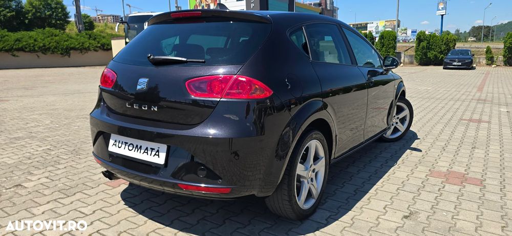 Seat Leon 1.8 TSI DSG Style - 4