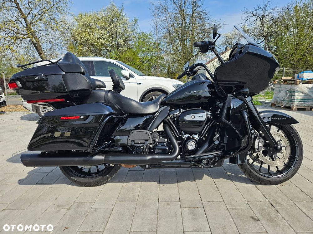 Harley-Davidson Touring Road Glide - 12
