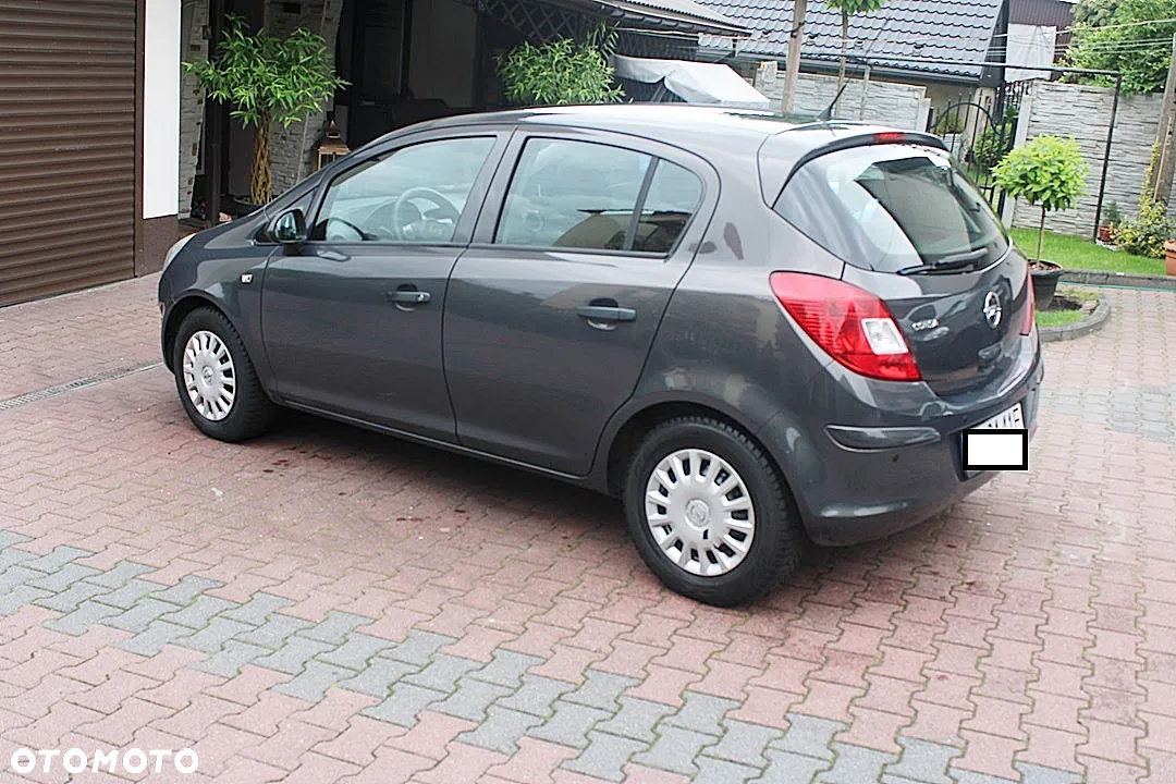 Opel Corsa 1.2 16V Edition 150 - 7