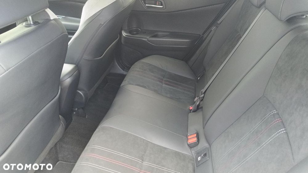 Toyota C-HR 2.0 Hybrid GR Sport - 13