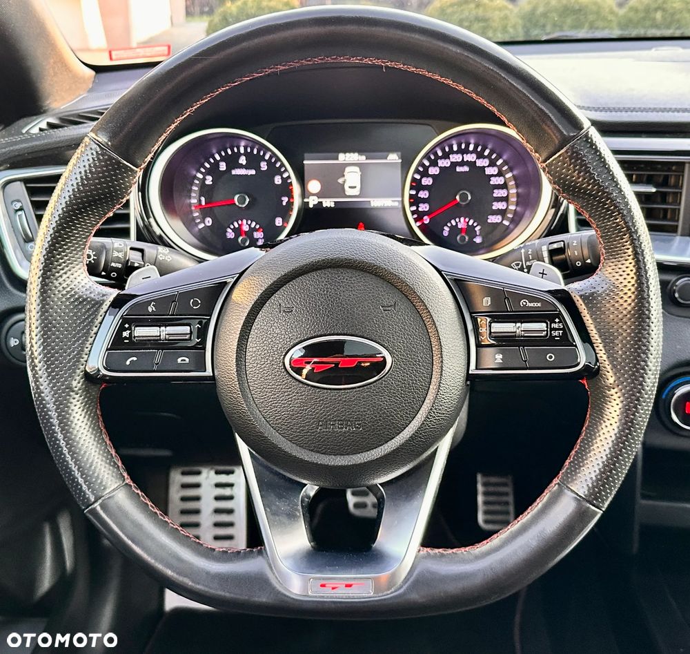 Kia ProCeed 1.6 T-GDI GT DCT - 19