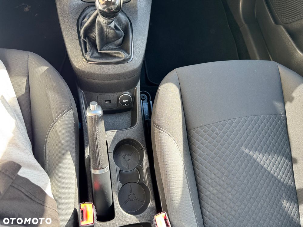 Ford Fiesta 1.0 EcoBoost S&S TREND - 27
