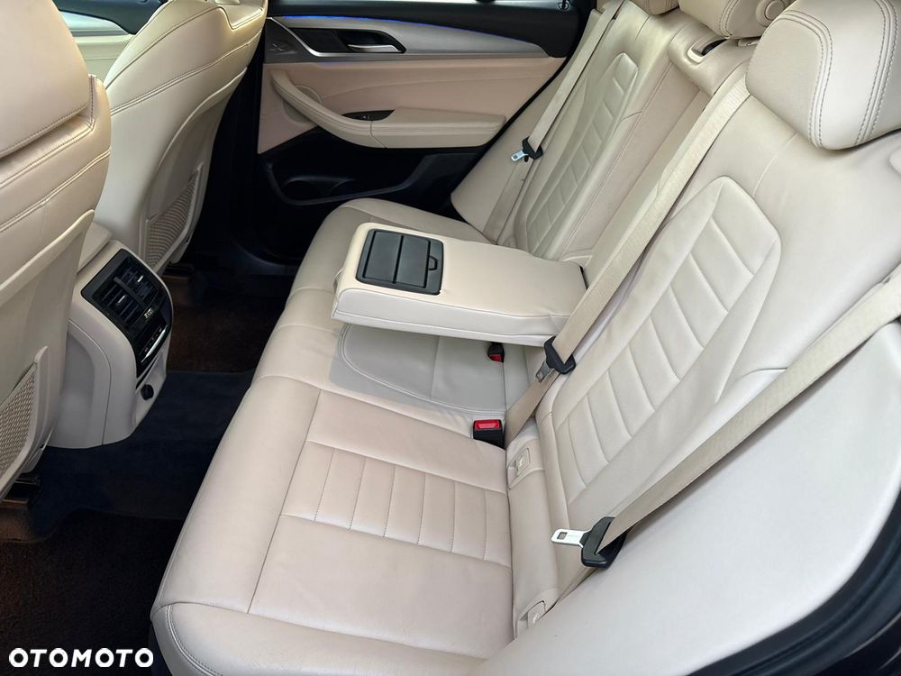 BMW X3 xDrive20d M Sport Edition - 12