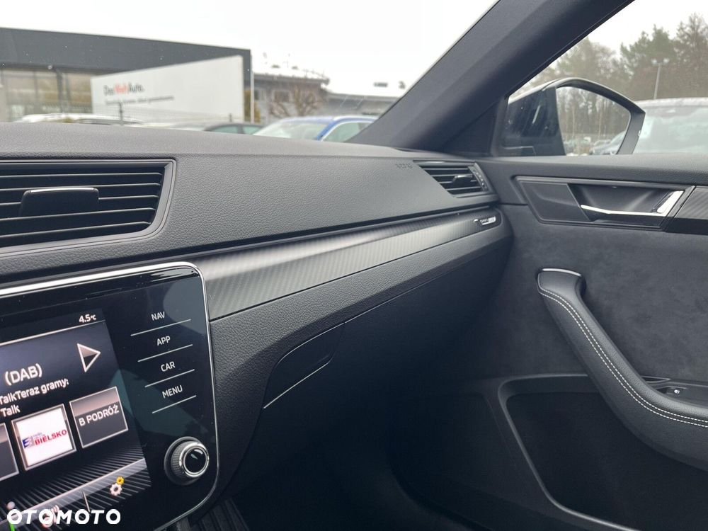 Skoda Superb 2.0 TSI 4x4 Sportline DSG - 30