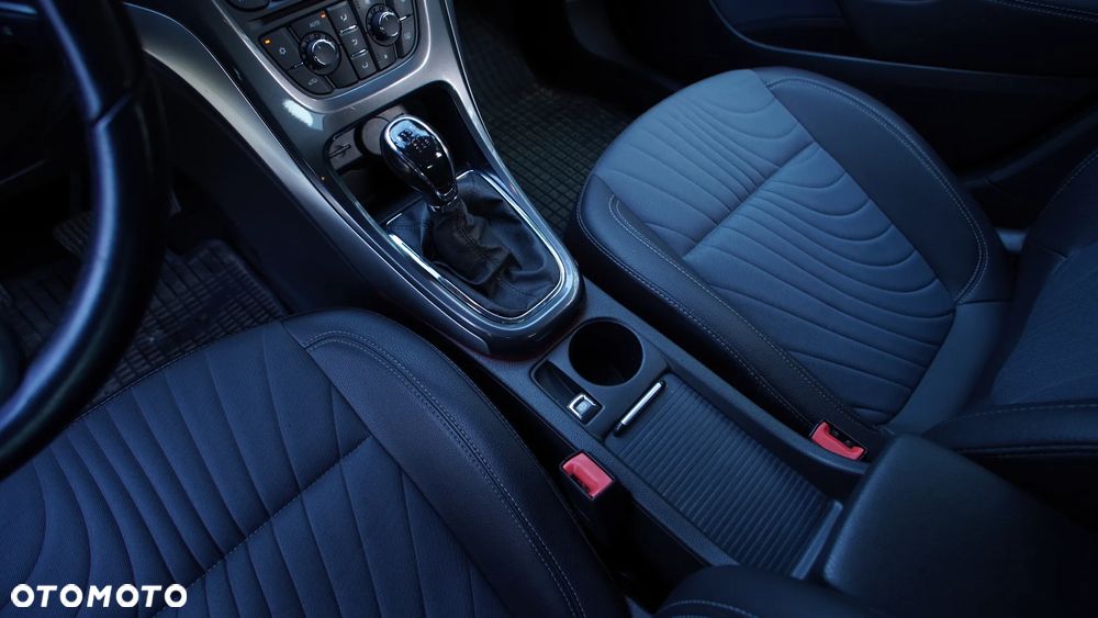 Opel Astra 1.7 CDTI DPF ecoFLEX Start/Stop Active - 12