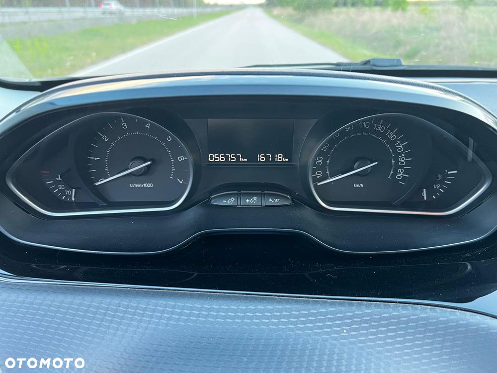Peugeot 208 PureTech 82 Style - 15