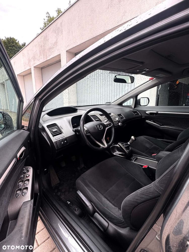 Honda Civic 1.8 Executive - 14