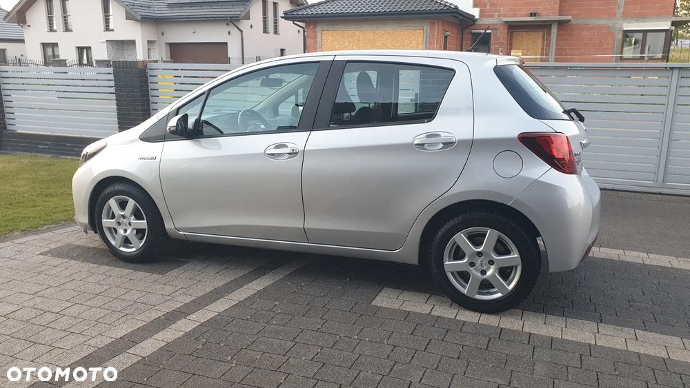 Toyota Yaris - 7