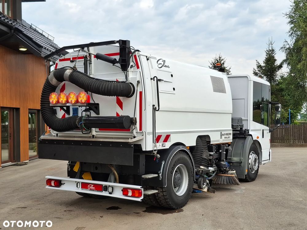 Mercedes-Benz Econic 1827 Zamiatarka FAUN Viajet EURO 6 PM10 Dodatkowy Silnik W Zabudowie Dodatkowa Szczotka Odchwaszczarka Dodatkowy Zbiornik Wody Rura do Liści Studzienek Samochód Jak Nowy 860 km Przebiegu 2023 Rok Zamiatarka Uliczna - 2