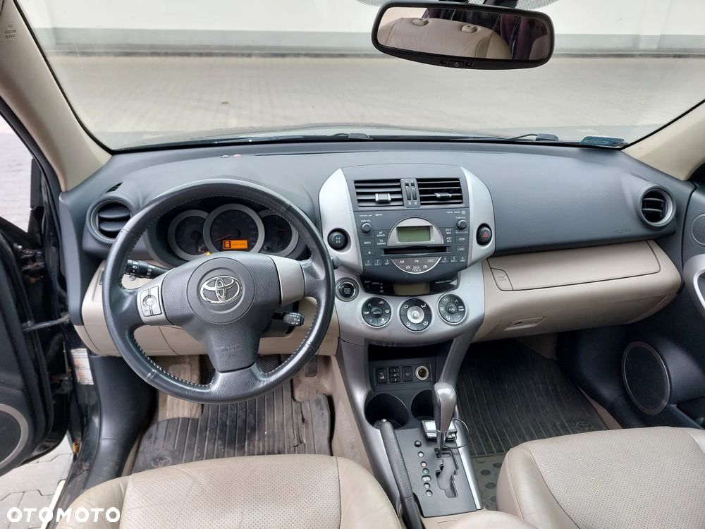 Toyota RAV4 2.0 VVT-i Prestige - 13