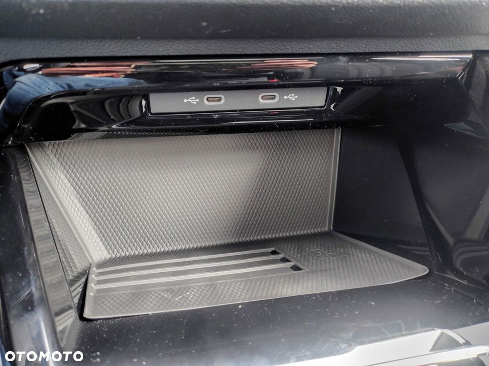 Volkswagen Golf - 18
