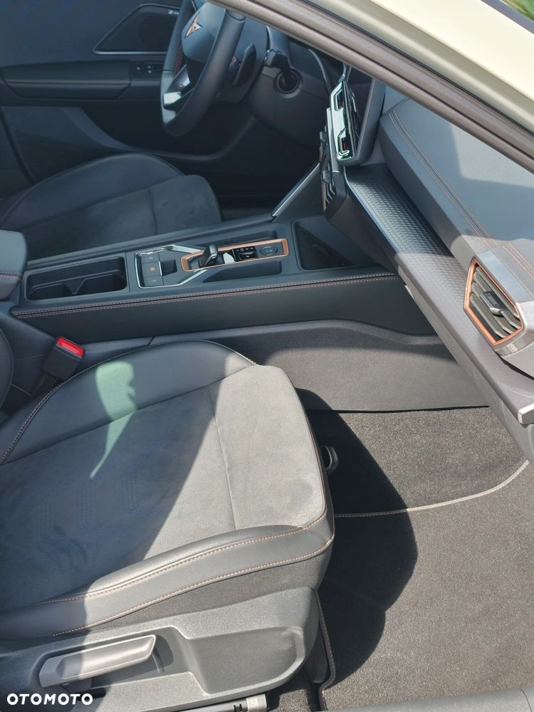 Cupra Leon 1.5 eTSI DSG - 22