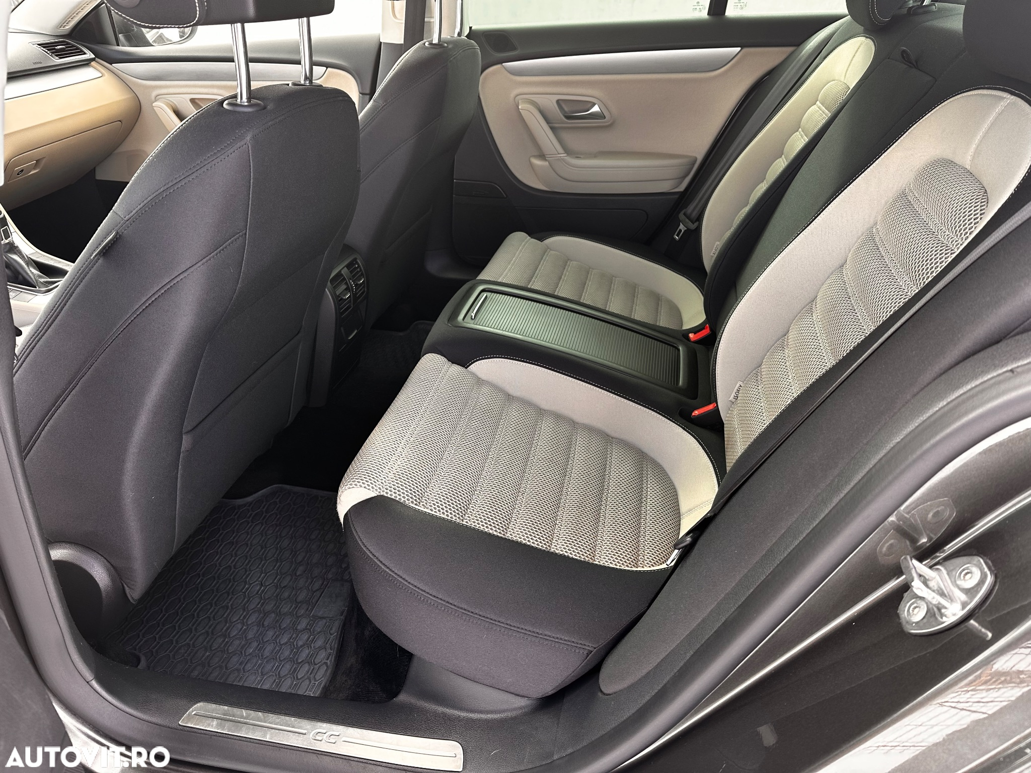 Volkswagen Passat CC 2.0 TDI BlueMotion Technology - 11