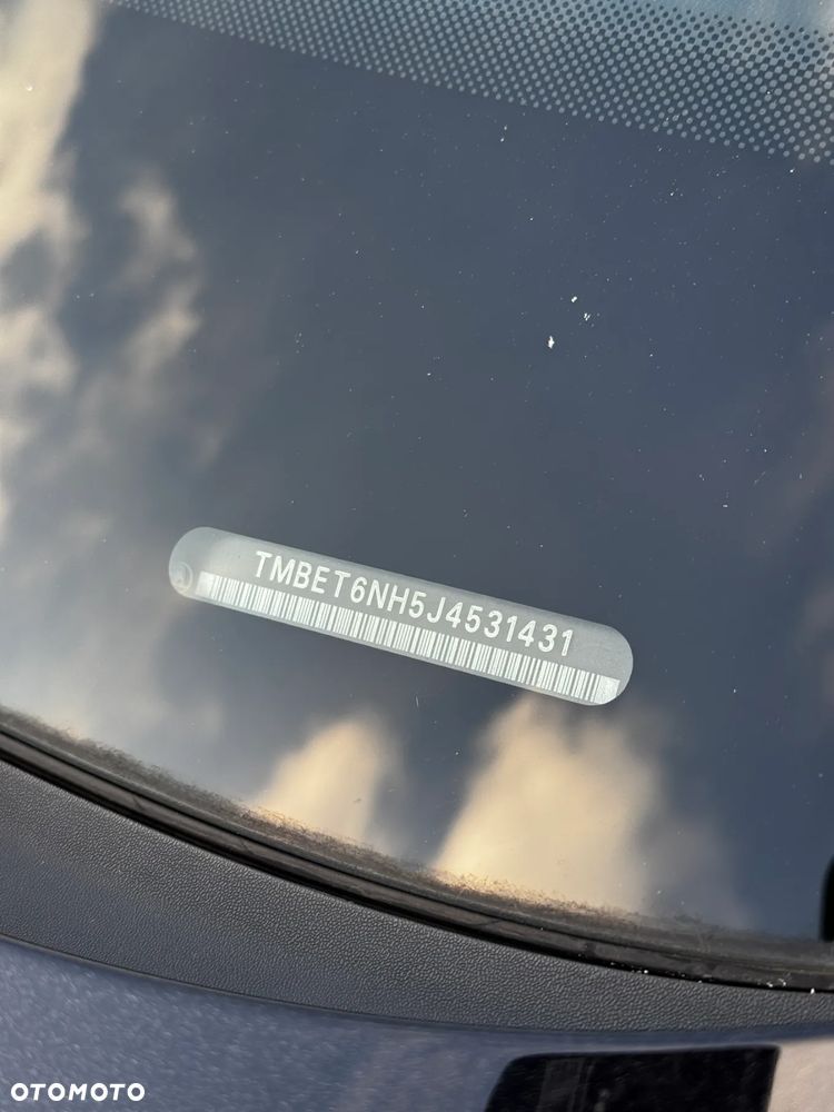 Skoda RAPID Spb 1.4 TSI Style DSG - 27