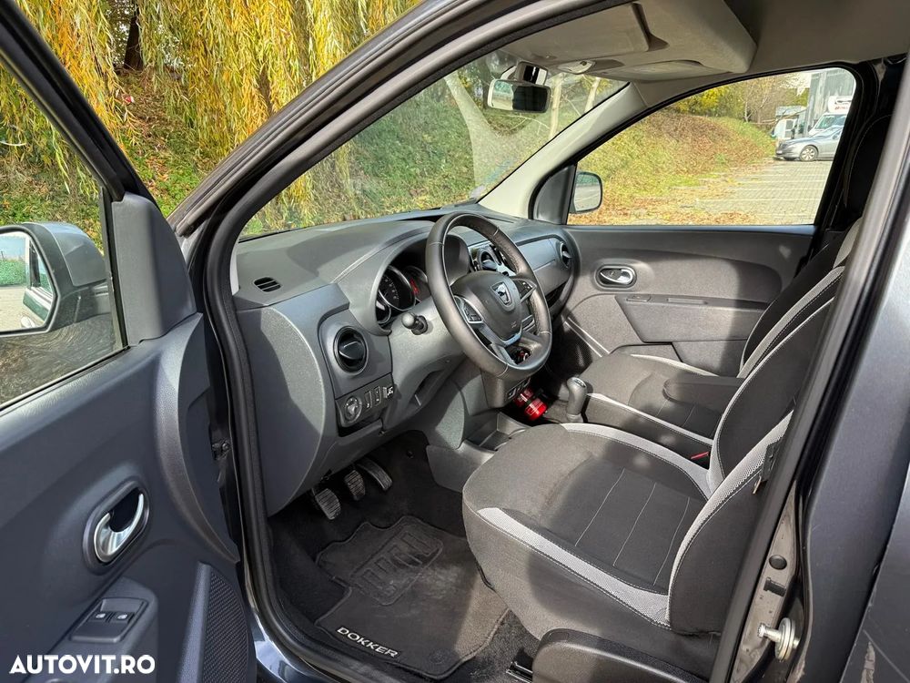 Dacia Dokker SCe 100 Stepway Celebration - 15