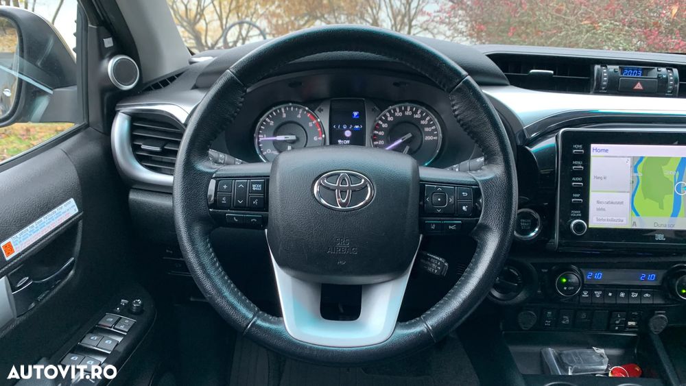 Toyota Hilux 2.8D 204CP 4x4 Double Cab AT Executive Color Edition - 17