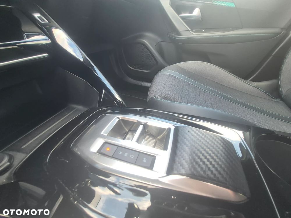 Peugeot 2008 - 34