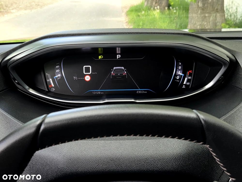 Peugeot 5008 1.2 PureTech Road Trip S&S EAT8 - 35